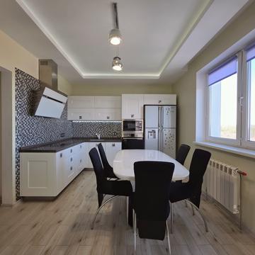 Юрія Кондратюка вул., 5