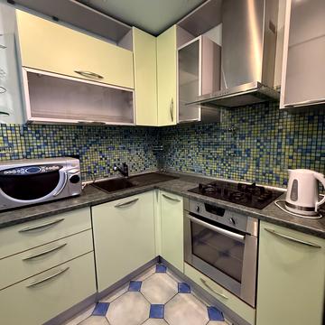 Олександра Кониського вул., 34