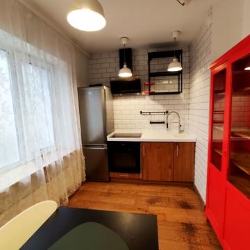 Левка Лукяненка вул. (Маршала Тимошенка), 33/35