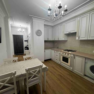 Залізнична вул., 7П