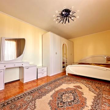 Стрийська вул., 107