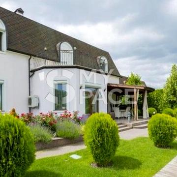 Старокиївська вул., 1