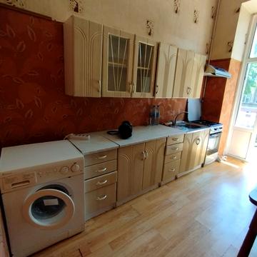 Всеволода Змієнка вул., 8