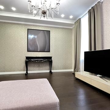 Шовковична вул., 10