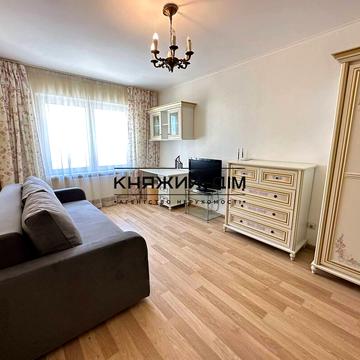 Єлизавети Чавдар вул., 38