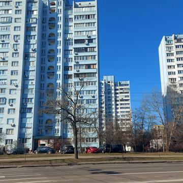 Рональда Рейгана вул., 1/25