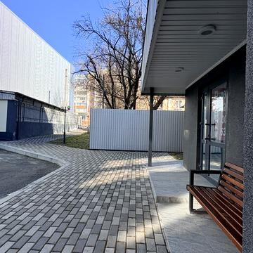 Олександрійський бульв. (50-річчя Перемоги), 35б