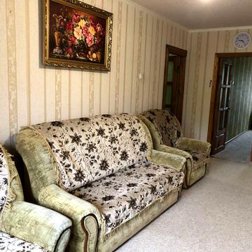 Ювілейний просп. (), 80