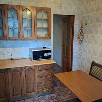 Героїв полку "Азов" вул. (Маршала Малиновського), 32