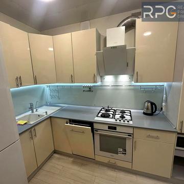 Боголюбова вул., 13