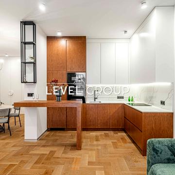 Бульварно-Кудрявська вул. (Воровського), 17