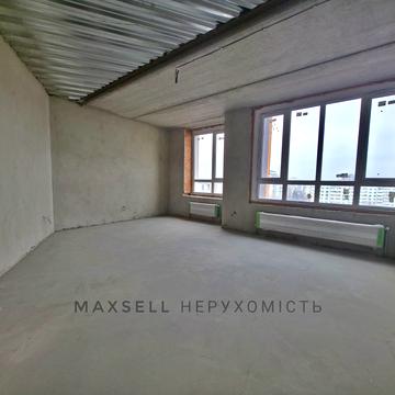 Харківська вул., 37 к1