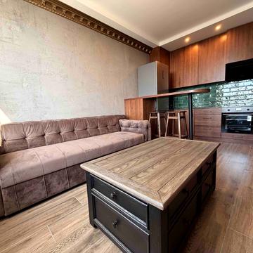 Івана Крамського вул., 9