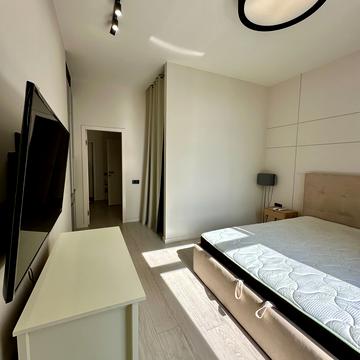 Андрія Верхогляда вул. (Михайла Драгомирова), 16