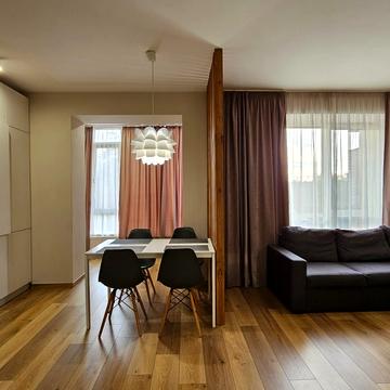 Левка Лукяненка вул. (Василя Жуковського), 16, 18, 20, 24