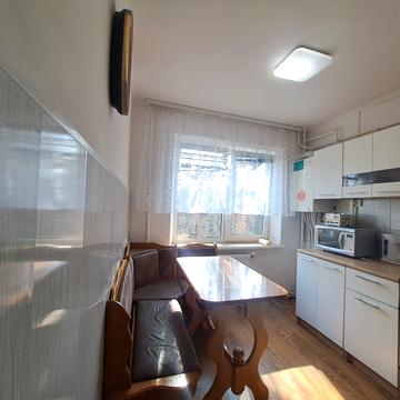 Героїв Крут вул., 5