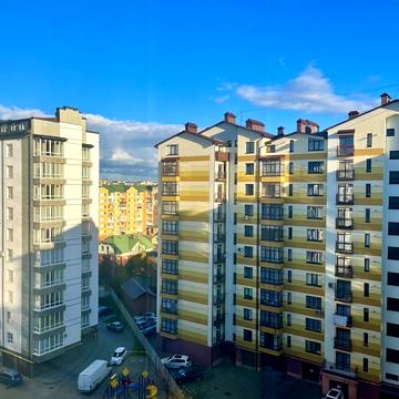 Олександра Довженка вул., 21а