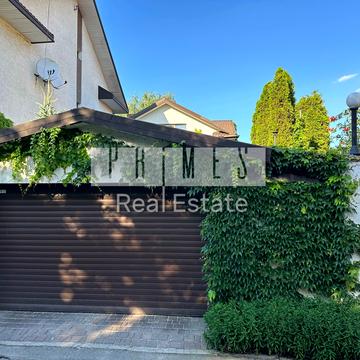 Вишеньківська вул.