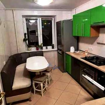 Героїв полку "Азов" вул. (Маршала Малиновського), 11