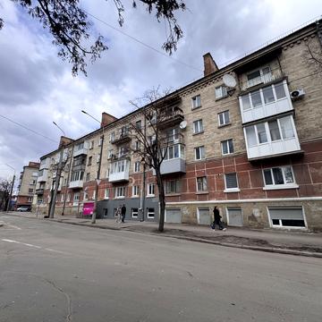 Старий Поділ вул., 20