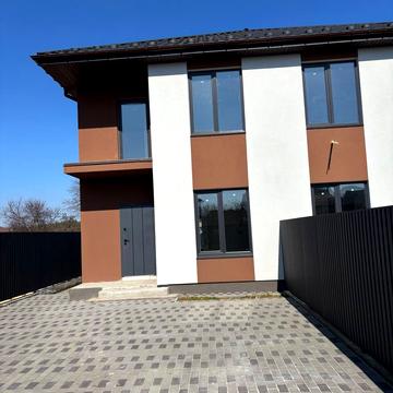 Артема Максюка вул. (Жовтнева), 6