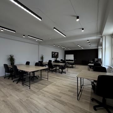 Стрілецька вул., 4