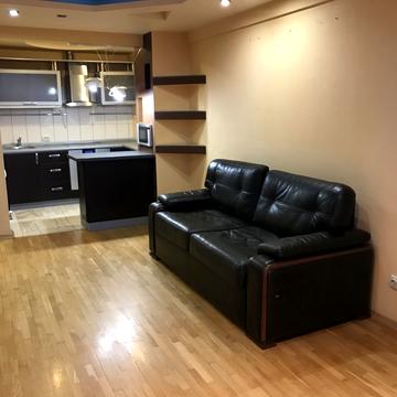 Академіка Заболотного вул., 126/1