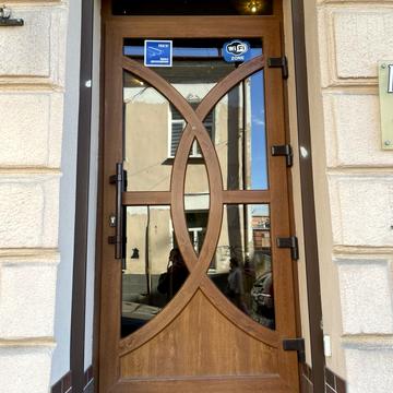 Маєра Балабана вул., 13