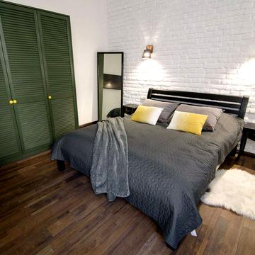 Івана Франка вул., 70