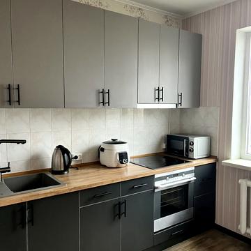 Милославська вул., 33