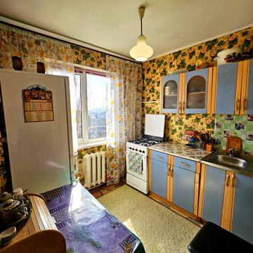 Нечуя-Левицького вул., 14