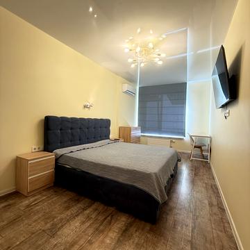 Тадея Рильського бульв., 1