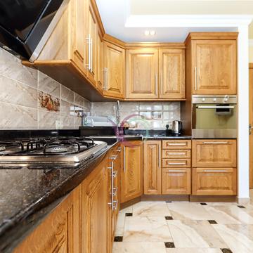 Героїв Миколаєва вул., 129а/42