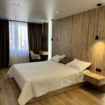 Білогірська вул., 12