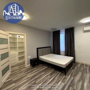 Рівненська вул., 12-Б