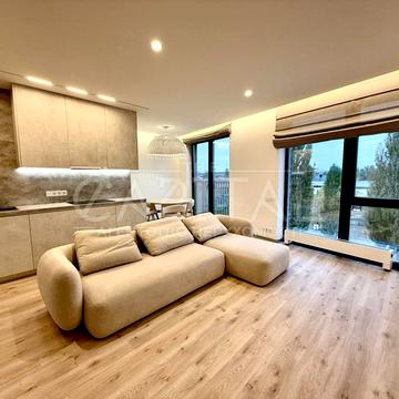 Набережно-Рибальська дорога вул., 3