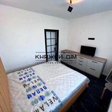 Зарічна вул., 6