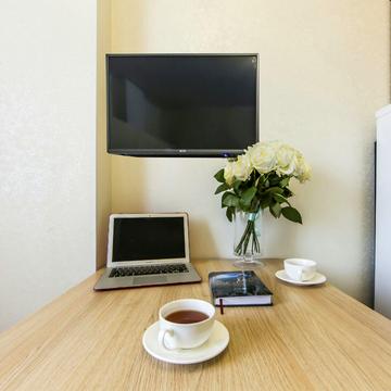 Миколи Руденка бульв. (Кольцова), 8 BOX