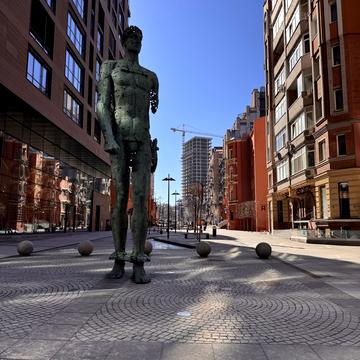 Південна вул., 4/6