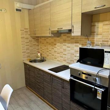 Богатирська вул., 6-А