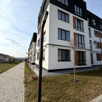 Миколи Боголюбова вул., (Будинок 3)