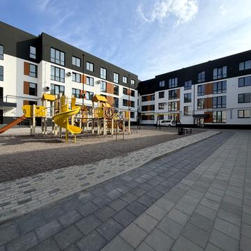 Миколи Боголюбова вул., (Будинок 3)