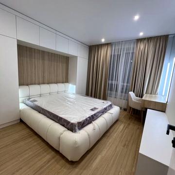 Молодіжна вул., 53