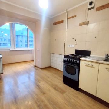 Олександра Кониського вул., 67