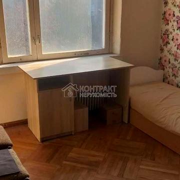 Європейська вул. (Новгородська), 12