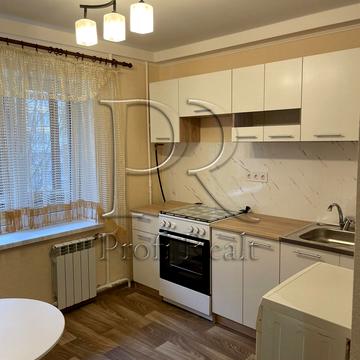 Світлицького вул., 30/20