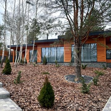 Підлісна вул.