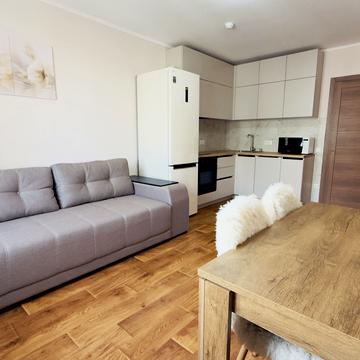 Коноплянська вул., 22-Б