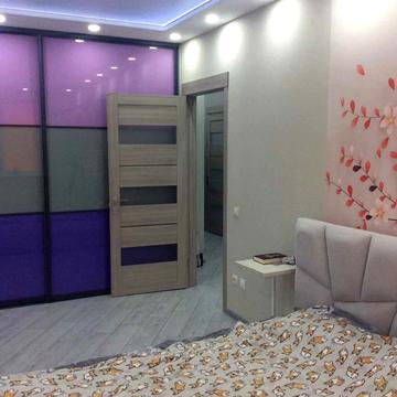 Льва Ландау просп. (50-річчя СРСР), 52-В