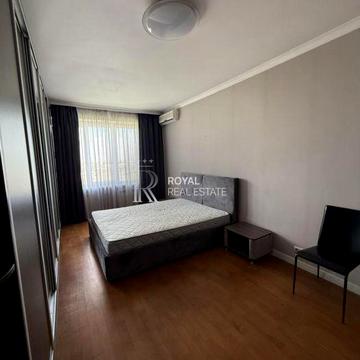 Старонаводницька вул., 4-Б